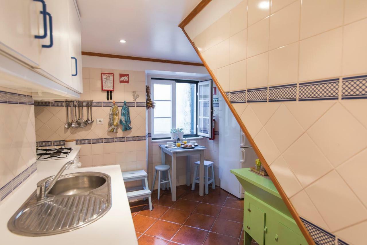 Cosy Alfama Apartment Lisbon Bagian luar foto