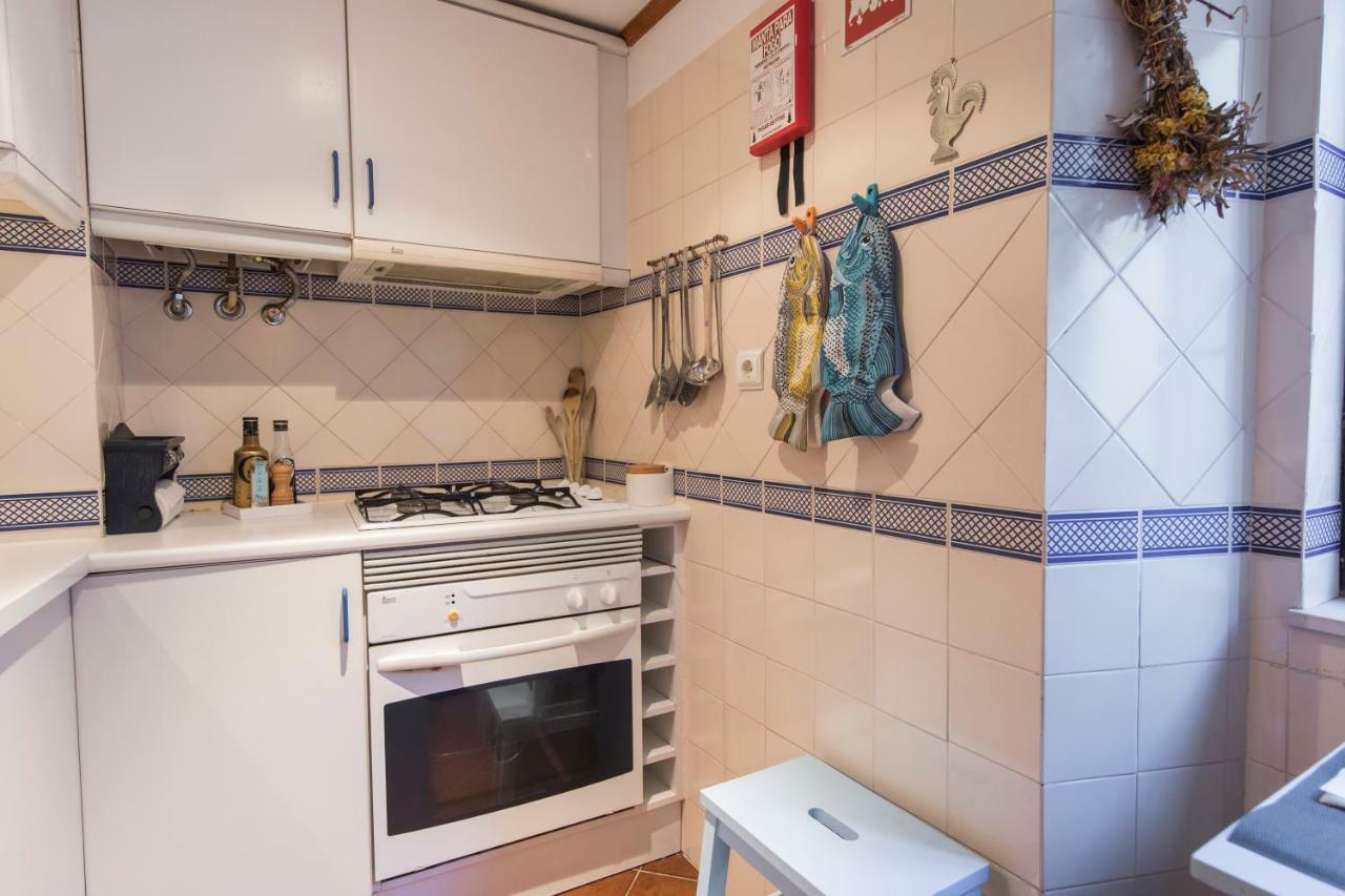 Cosy Alfama Apartment Lisbon Bagian luar foto