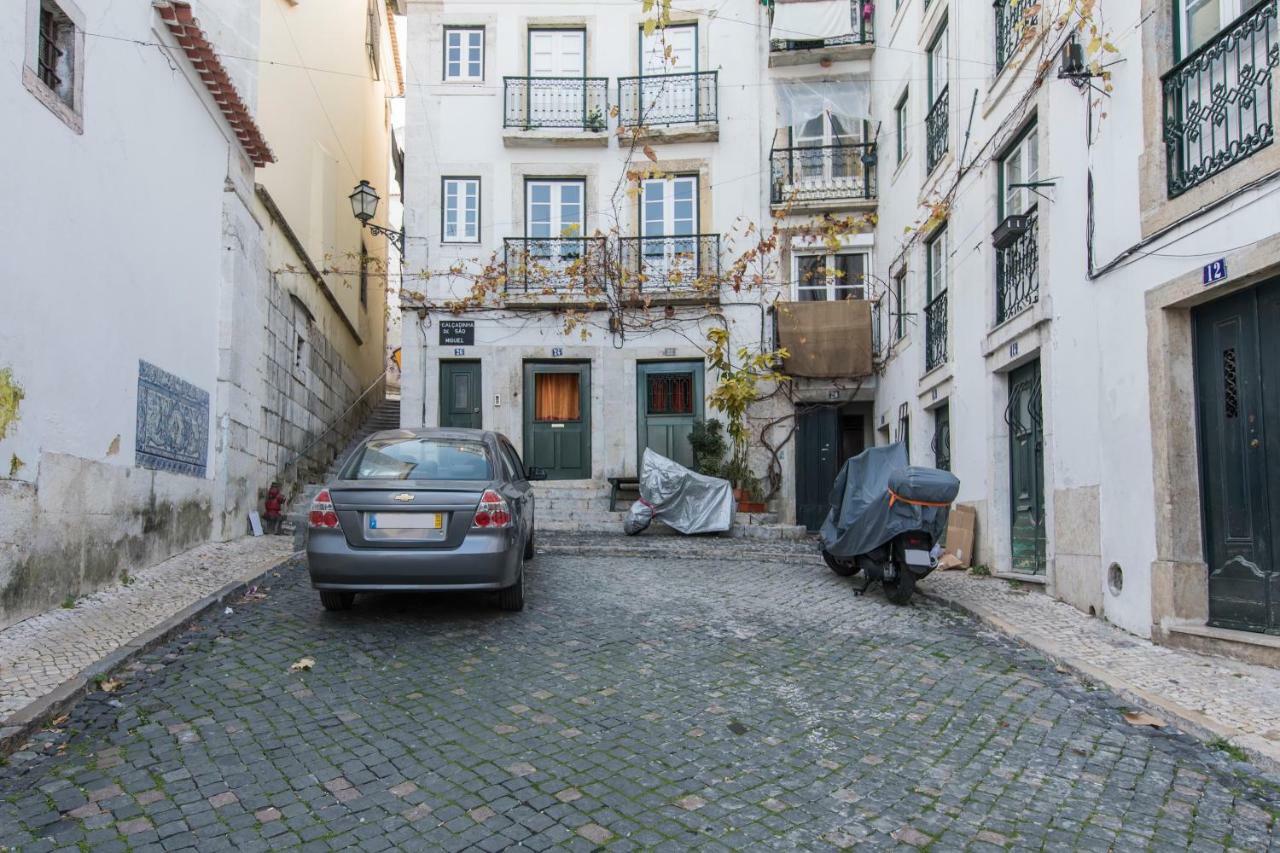 Cosy Alfama Apartment Lisbon Bagian luar foto